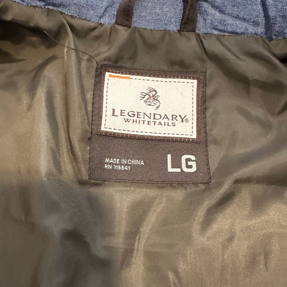 NWOT Legendary Whitetails Womens Sz:M Navy Blue Zip Up Toggle Button Puffer Vest - Picture 6 of 10